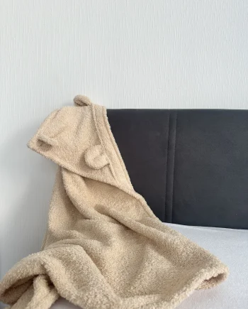 Полотенце бежевое