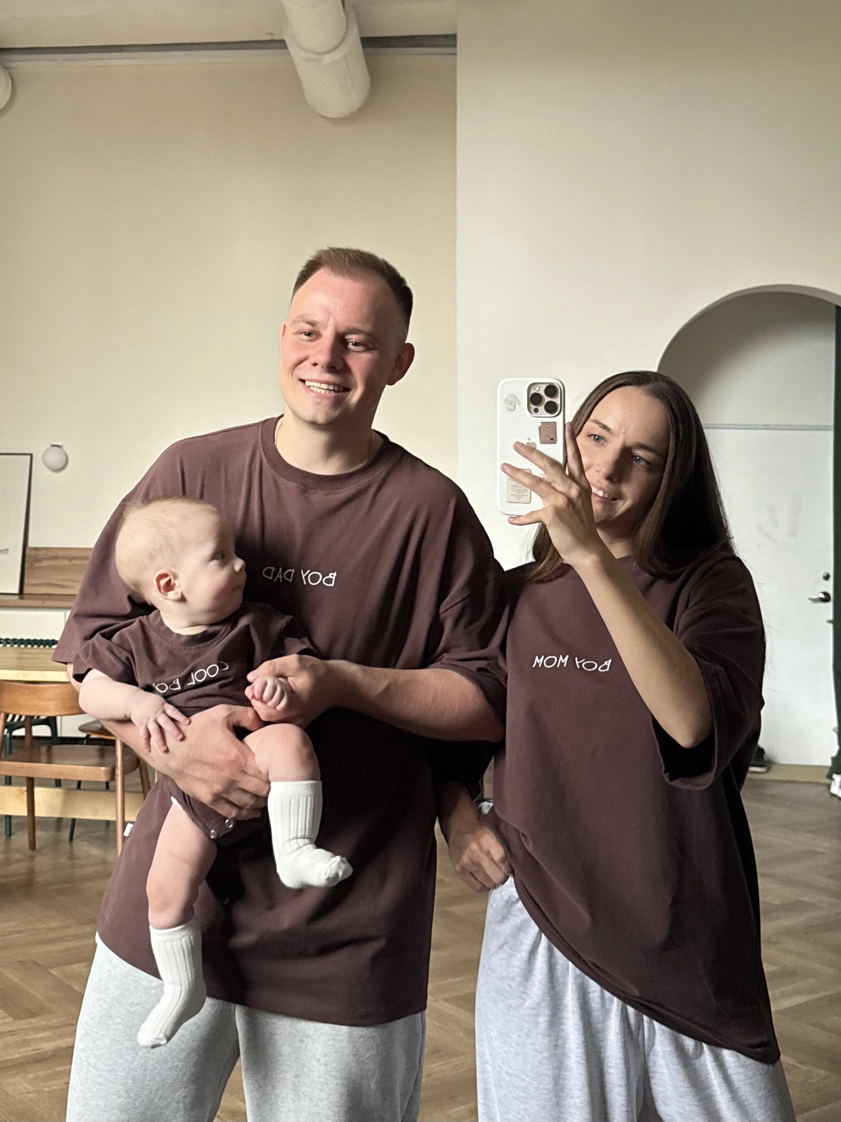 Футболка BOY MOM